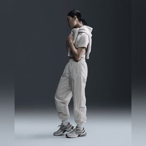 Nike Women's Oversized Fit Joggers Mid Rise Full Length XS $85 Cream